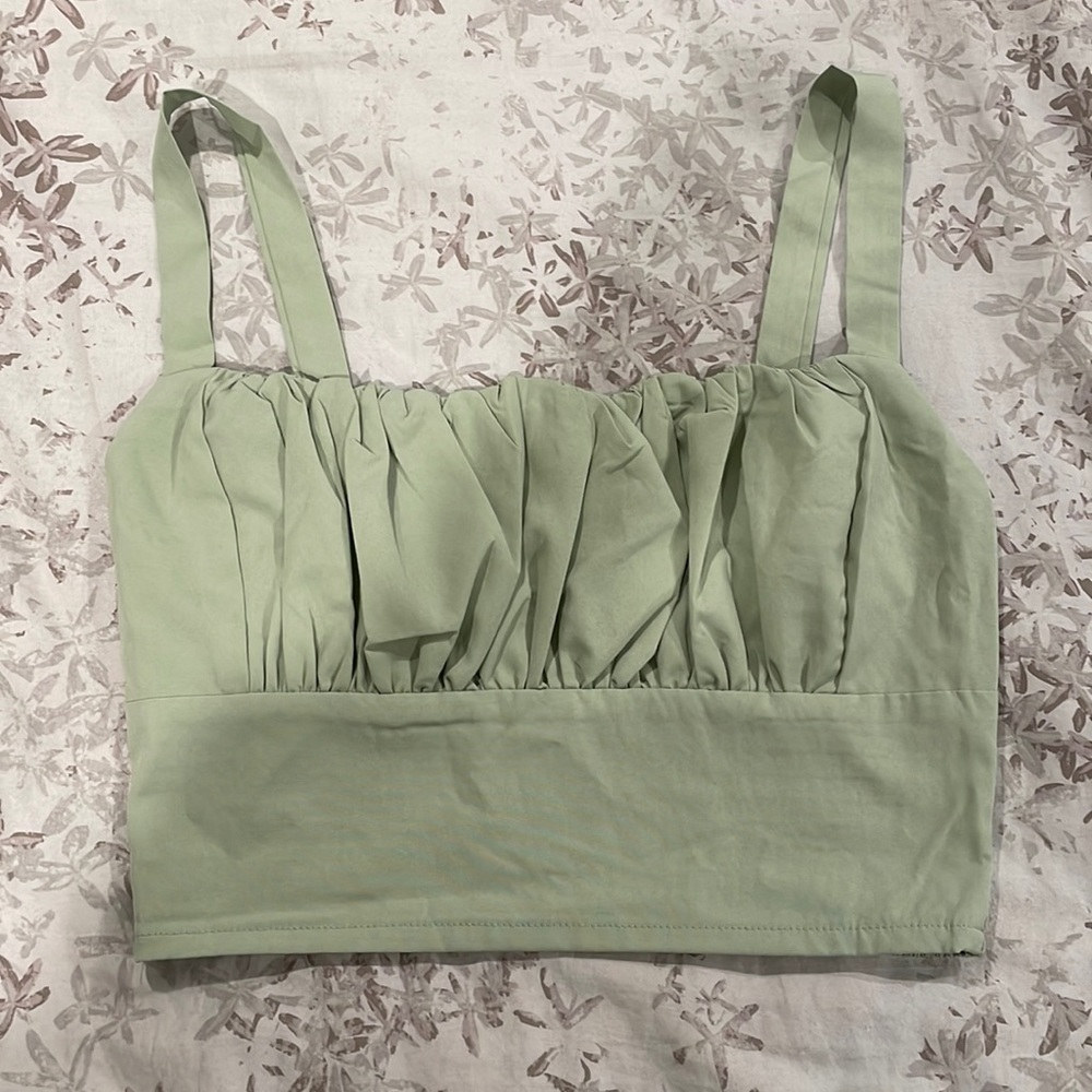 Green cropped tank